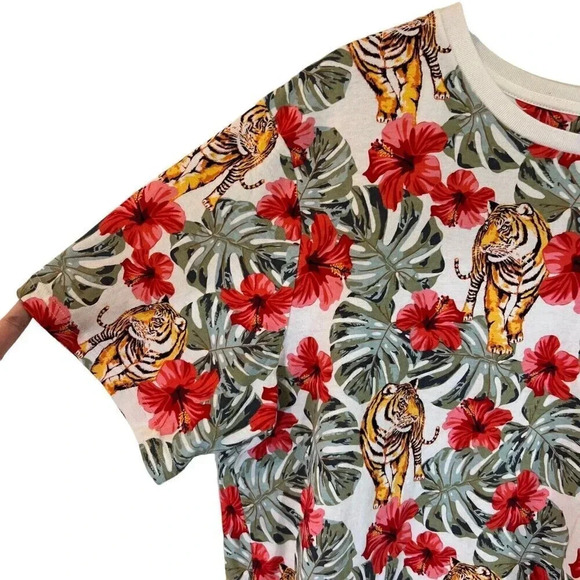 No Boundaries Tiger Jungle Safari Theme T Shirt XL Floral Tropical Colorful Knit - Picture 4 of 6